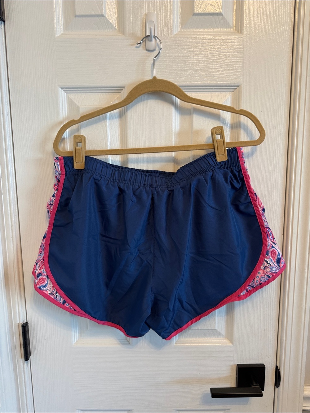 Simply Southern Navy and Pink Lined Athletic Running Shorts Sz XL - Picture 3 of 4